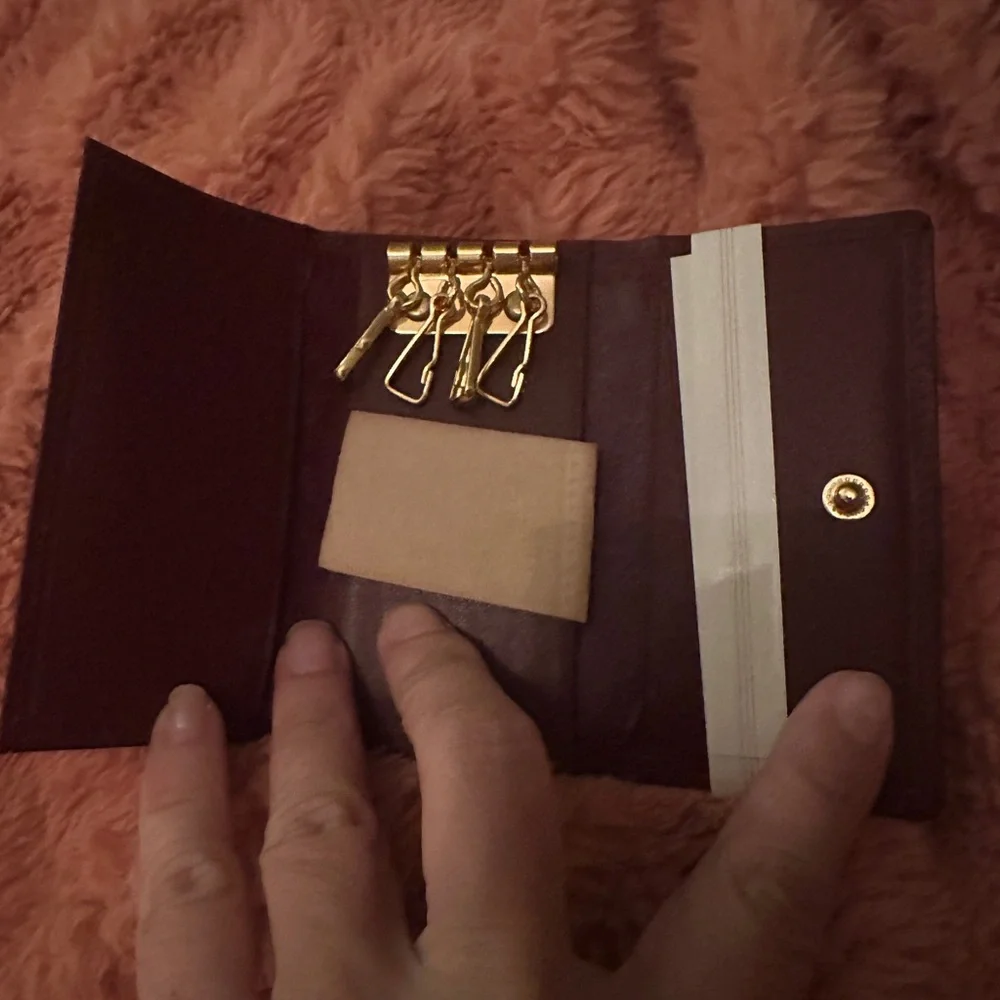 Guy Laroche great gift